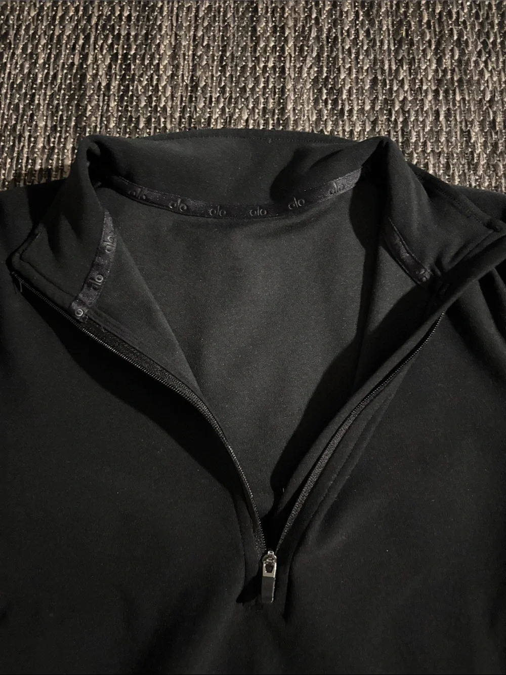 Alo Yoga Rapid Pullover Half Zip Compression Long Sleeve Black